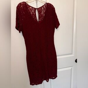 41 Hawthorn Wine Lace Short Sleeve Dress